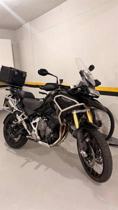 TRIUMPH TIGER 1200 RALLY BLACK EDITION 